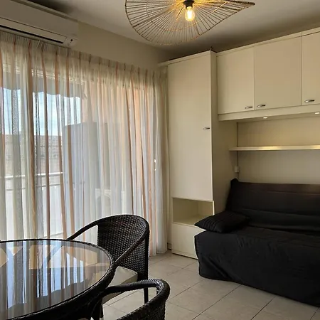 Au Lavandou, Climatisé, Avec Terrasse Vue Et Wi-fi - Fr-1-251-879 Appartement Le Lavandou